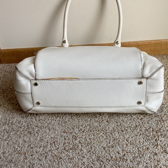 Kate Spade White Pebble Grain Leather Shoulder Bag Purse w/ Dust Bag - Picture 12 of 16